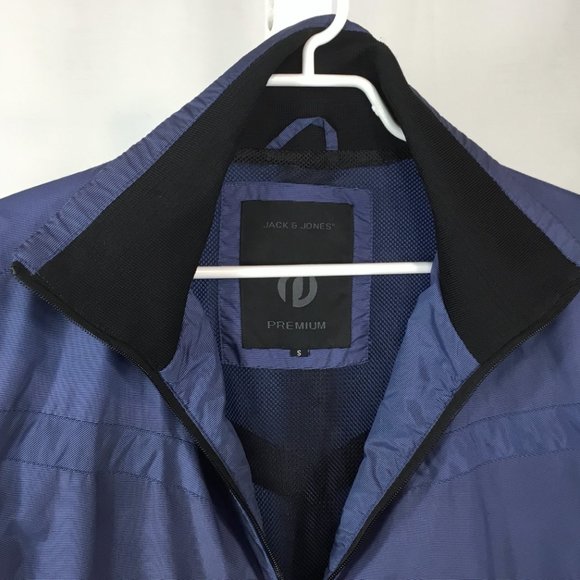Jack and Jones Base Jacket  (nearly new) - Picture 3 of 5